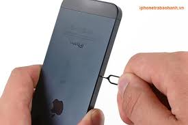 Hướng dẫn cách tháo lắp sim iPhone đúng chuẩn, tránh bị lỗi - iphonetrabaohanh.vn